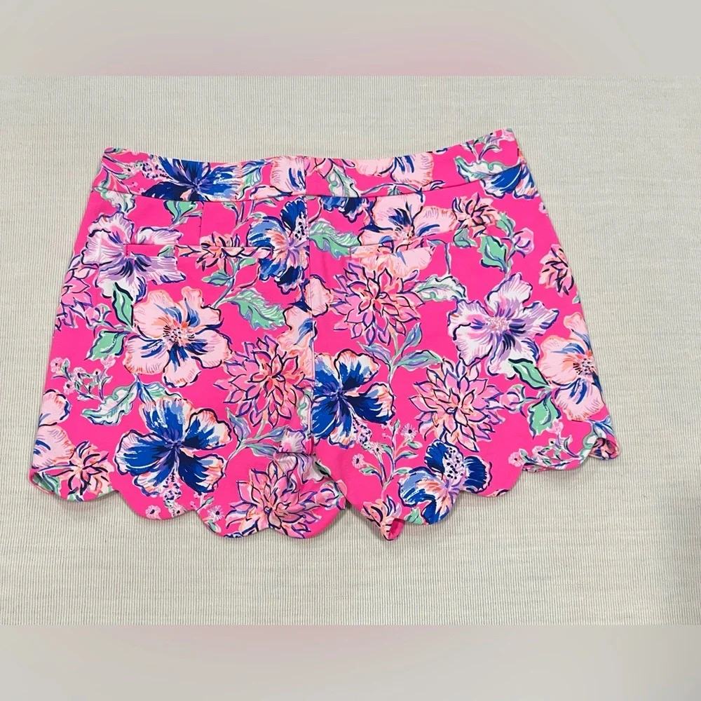 Lilly Pulitzer "Last Bud Not Least" Buttercup Knit Scallop 5” Shorts Size 2 - Picture 2 of 6